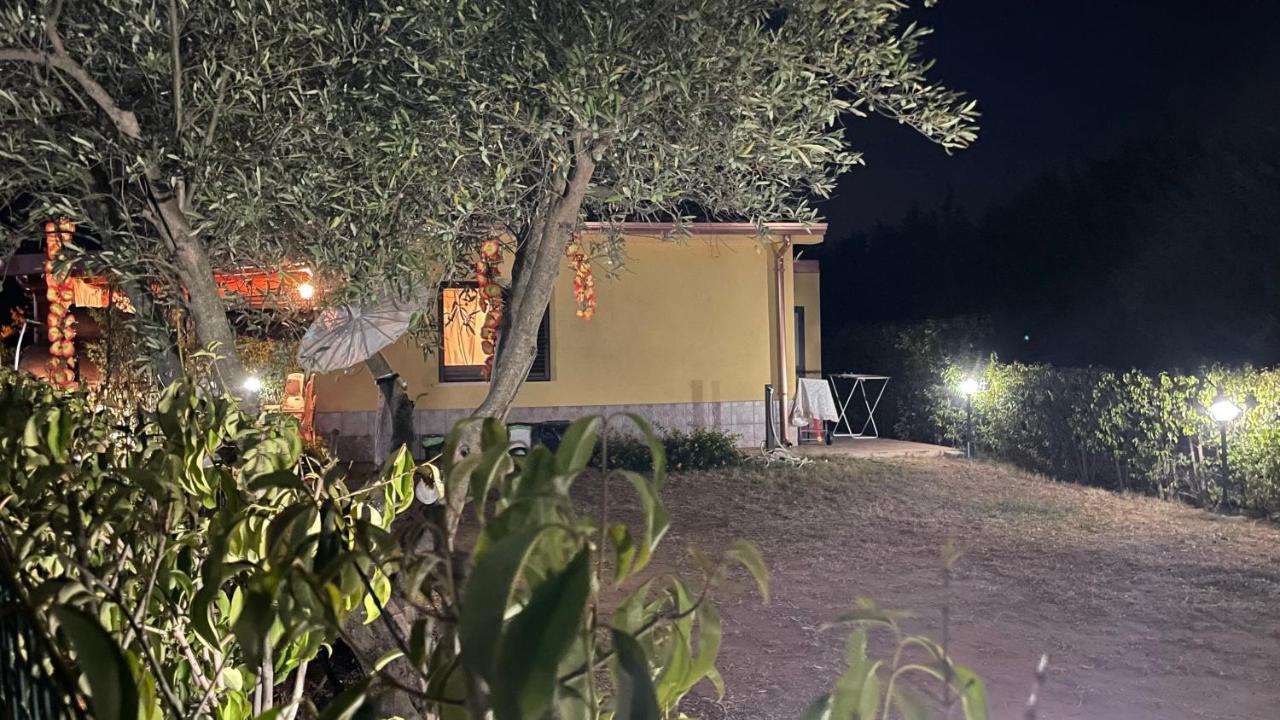 Casa Malo' Villa Ovile la Marinella Eksteriør bilde